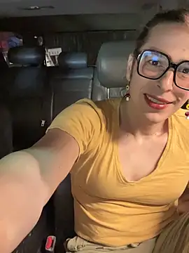 mayra mayhem online show from June 4, 4:13 pm