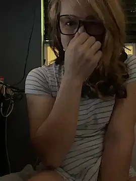 mayra mayhem online show from July 10, 2:52 pm