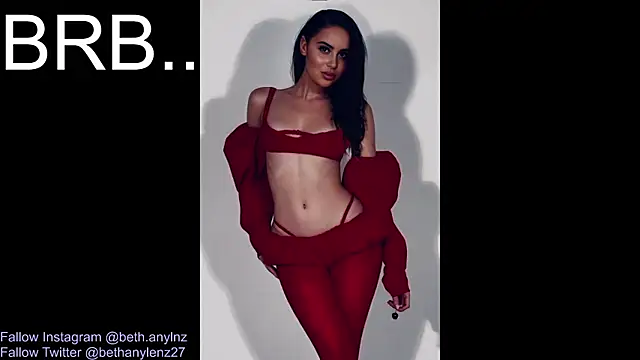 Snapshot of bethanyLenz chatting on November 19, 2:17 pm bethanyLenz online show from November 19, 2:17 pm