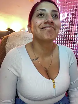 Nicol V online show from December 19, 5:25 am