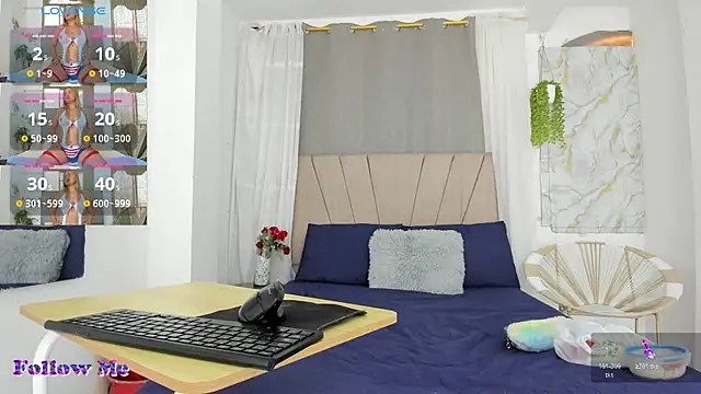 Lady miss    online show from July 9, 11:58 am