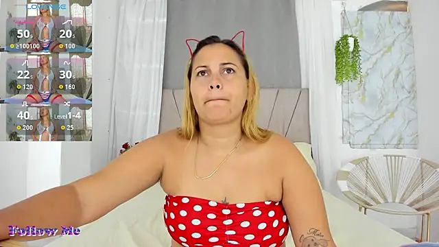 Lady miss    online show from July 20, 1:02 pm