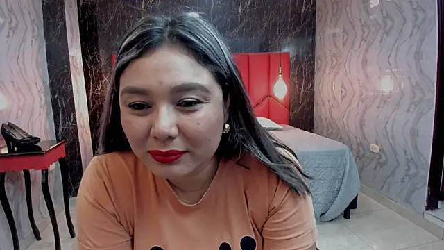 LatinaHoleQueen online show from August 1, 3:44 pm