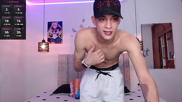 Ethanho0t online show from March 15, 6:30 am