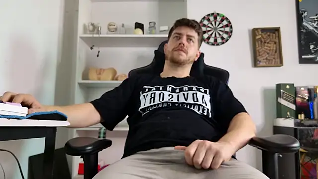 aaron nvk online show from March 16, 7:07 pm