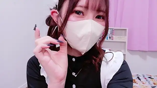 Snapshot of MOEMOE-Q chatting on October 30, 5:13 pm MOEMOE-Q online show from October 30, 5:13 pm