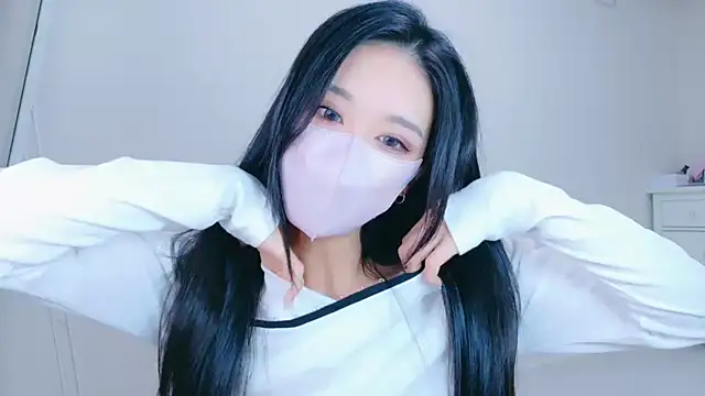 ramuchan desu online show from November 9, 1:37 am