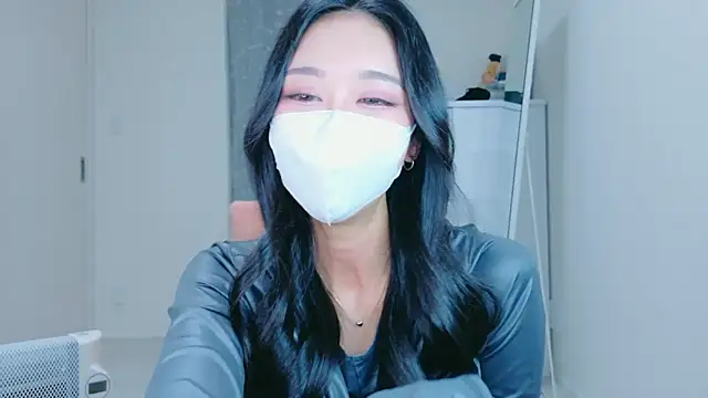 Snapshot of ramuchan_desu chatting on May 20, 12:17 am ramuchan desu online show from May 20, 12:17 am