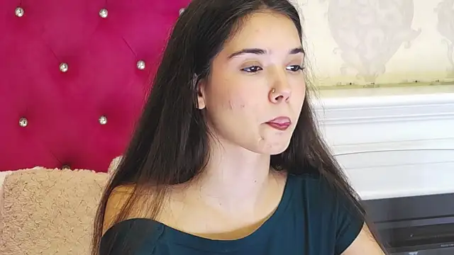 AlexisDevine online show from June 8, 4:24 am