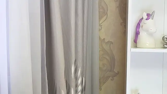 AlexisDevine online show from July 23, 4:21 am