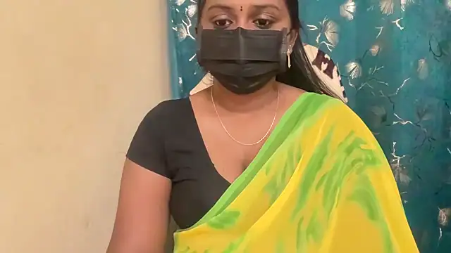 Snapshot of Pavani-Sexy chatting on May 21, 5:31 pm Pavani-Sexy online show from May 21, 5:31 pm