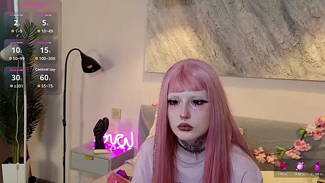 MilkMeSoftly online show from July 18, 8:18 am
