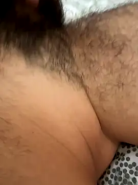 Snapshot of khloo_ chatting on October 14, 1:23 pm khloo online show from October 14, 1:23 pm