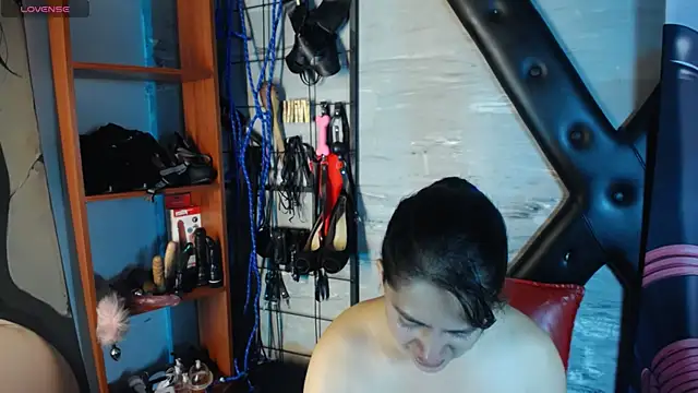 Valeria de leon online show from March 13, 1:29 pm