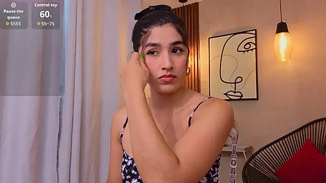 Snapshot of Lia_Mar_ chatting on June 6, 6:56 pm Lia Mar online show from June 6, 6:56 pm