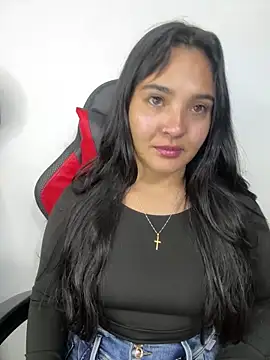 meli  brown online show from February 12, 1:33 am