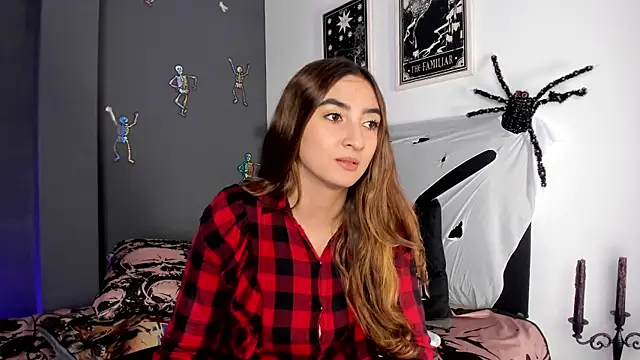 Alice Dickinssonn online show from October 30, 1:45 pm