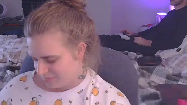 Sexyblonde12344 online show from November 4, 12:21 am