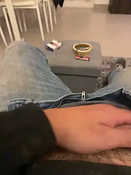 bomber126 online show from October 22, 7:24 pm