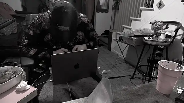 MasterDaddyCool online show from February 3, 3:59 am