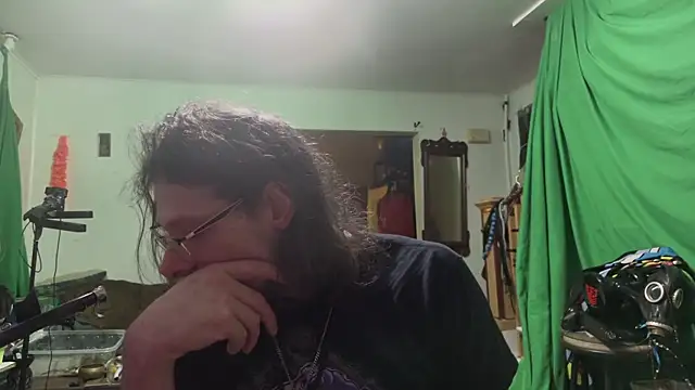 MasterDaddyCool online show from March 3, 6:30 am