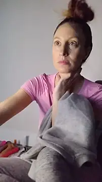 AnneNay online show from February 18, 1:01 am