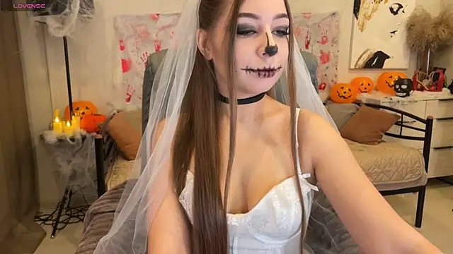 Snapshot of Yummy_Jane chatting on October 27, 1:20 am Yummy Jane online show from October 27, 1:20 am