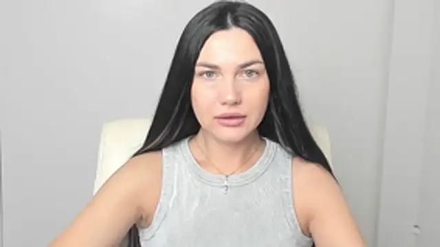 Lune Moon online show from November 6, 6:14 am