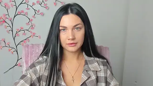 Lune Moon online show from December 4, 6:34 am