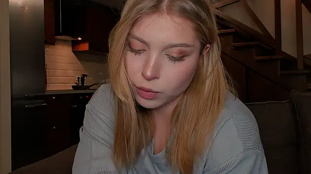 VanillaLivitski online show from November 19, 1:33 pm