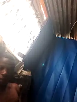 Snapshot of Chrisdee2 chatting on December 16, 4:50 am Chrisdee2 online show from December 16, 4:50 am