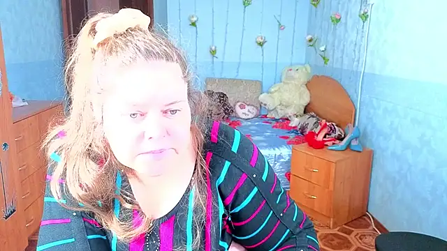 Snapshot of Audrey_Aura chatting on October 22, 5:19 am Audrey Aura online show from October 22, 5:19 am