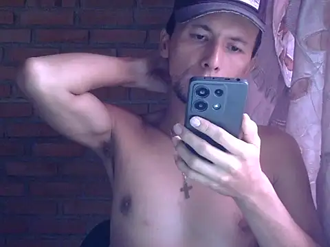 Boycumlatino online show from July 15, 2:33 pm