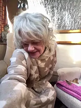 ladyboatlady online show from March 14, 7:58 am