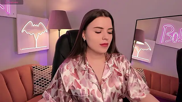 AliceLiador online show from February 10, 7:01 am