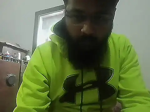 Snapshot of Dollseye chatting on November 13, 6:29 pm Dollseye online show from November 13, 6:29 pm