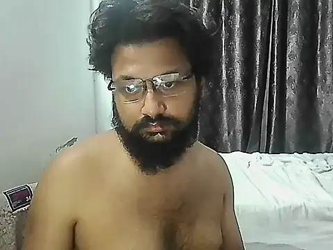 Snapshot of Dollseye chatting on April 30, 8:57 pm Dollseye online show from April 30, 8:57 pm