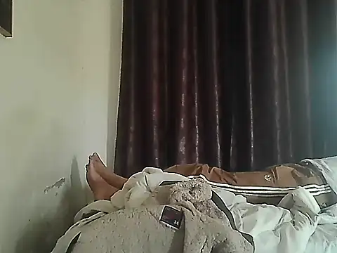 Snapshot of Dollseye chatting on May 7, 9:58 am Dollseye online show from May 7, 9:58 am