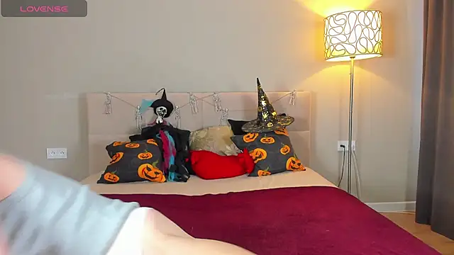 cutienaughtygirl online show from October 22, 10:04 am