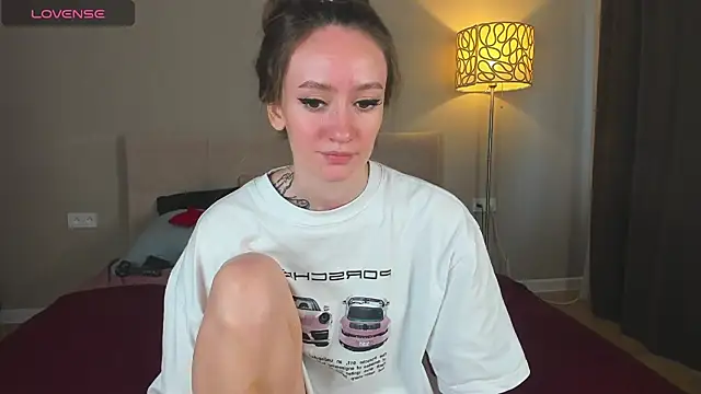 Snapshot of cutienaughtygirl chatting on July 1, 8:05 am cutienaughtygirl online show from July 1, 8:05 am