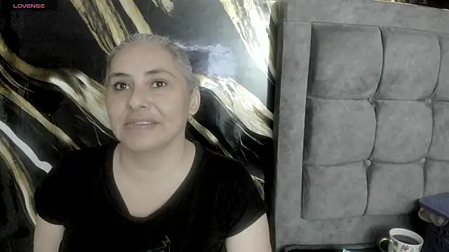 Snapshot of mature_gold chatting on October 17, 12:30 pm mature gold online show from October 17, 12:30 pm