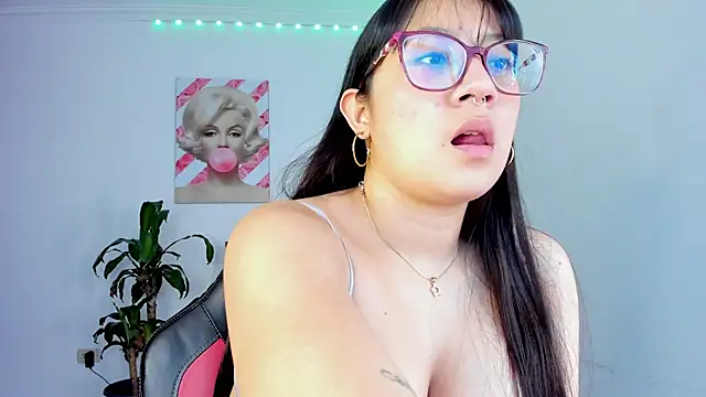 rouse red online show from November 18, 6:56 pm