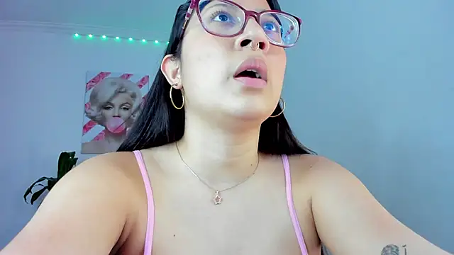 rouse red online show from November 26, 6:20 pm