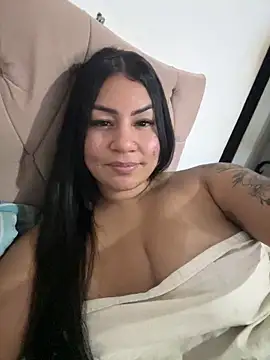 julianamascarada online show from October 17, 2:15 am