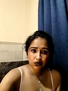 cute indianxo online show from April 27, 9:13 pm