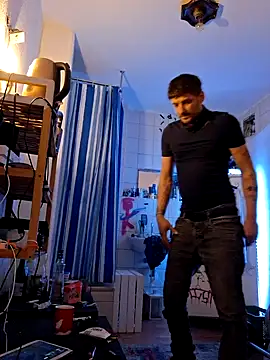 Snapshot of a7ex chatting on January 13, 6:05 pm a7ex online show from January 13, 6:05 pm