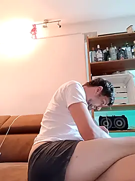 Snapshot of a7ex chatting on September 15, 11:32 am a7ex online show from September 15, 11:32 am