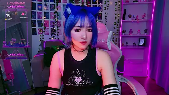 Ketrin Jones online show from June 14, 6:37 am