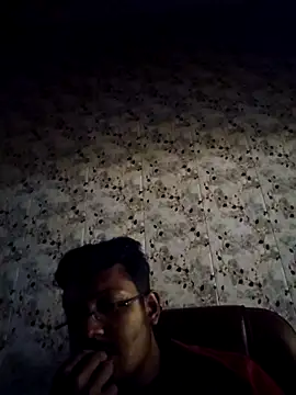 Snapshot of Your_Rohan1 chatting on October 22, 10:48 am Your Rohan1 online show from October 22, 10:48 am