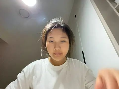 xena0501 online show from November 3, 5:47 pm